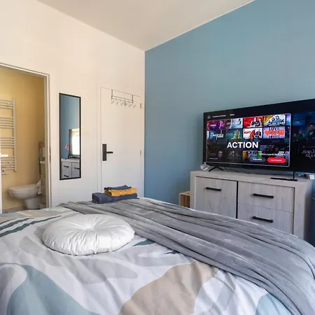 De Luxe Madrid A Sale De Bain Privee 1er Etage Check In Autonome Cuisine Partagee 招待所 列日