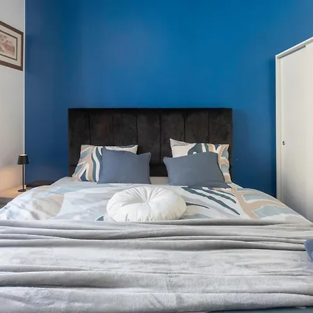 De Luxe Madrid A Sale De Bain Privée 1er étage Check In Autonome Cuisine Partagée 3*