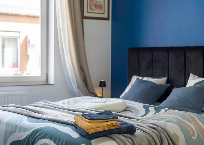 De Luxe Madrid A Sale De Bain Privee 1er Etage Check In Autonome Cuisine Partagee 3*